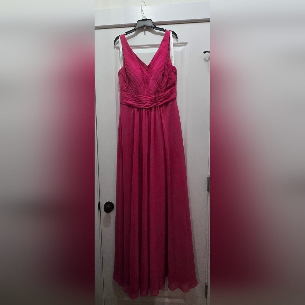 Azazie Pierrette Fuchsia Chiffon Dress - Picture 2 of 9